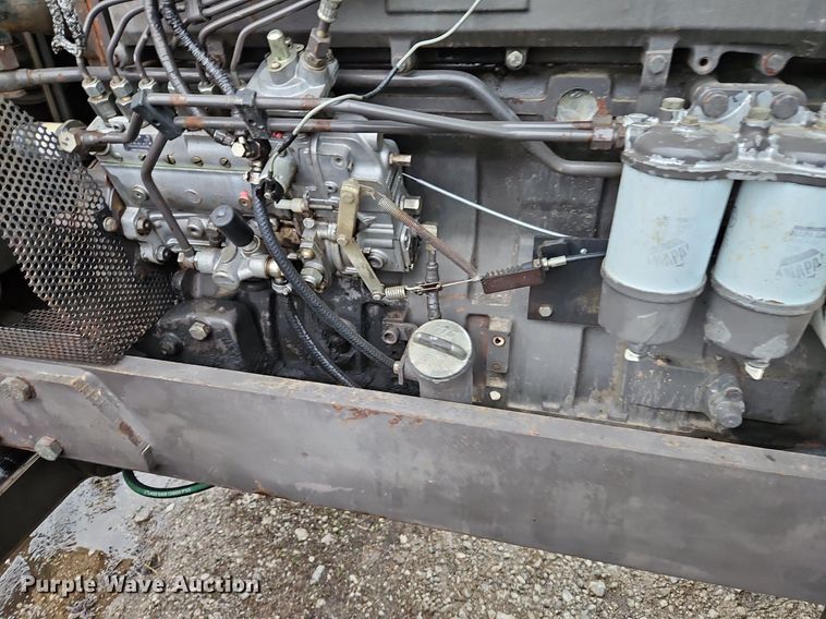 image for item EI3622 1995 Massey Ferguson  8160 MFWD tractor