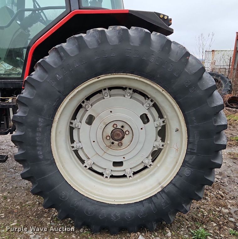 image for item EI3622 1995 Massey Ferguson  8160 MFWD tractor