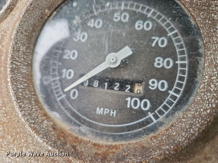 image for item EI3625 1974 Ford T880 Custom Cab grain truck