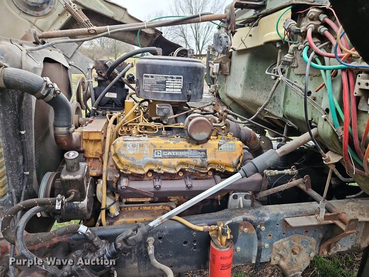 image for item EI3625 1974 Ford T880 Custom Cab grain truck