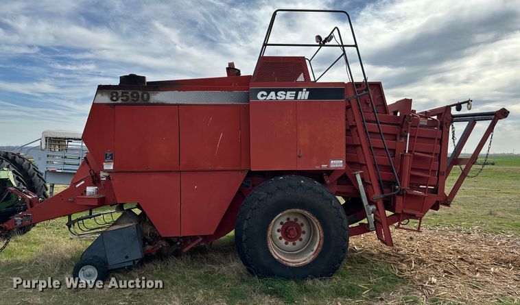 image for item EJ0314 Case 8590 large square baler