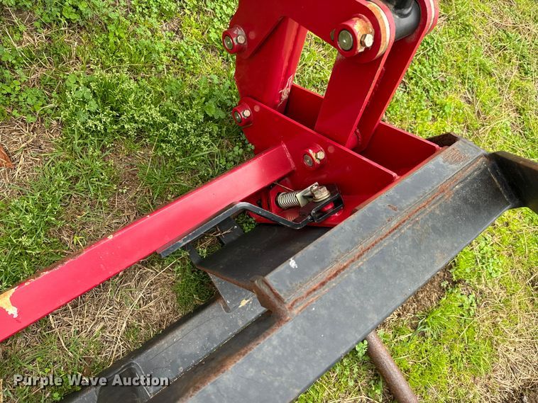 image for item EJ0324 2016 Mahindra 2565 MFWD tractor