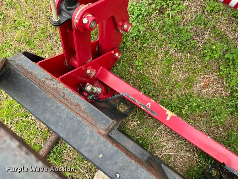 image for item EJ0324 2016 Mahindra 2565 MFWD tractor