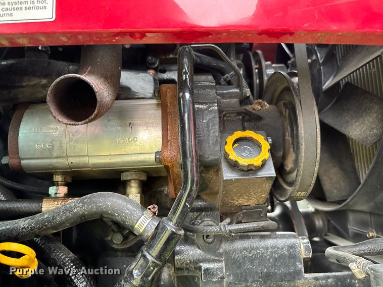 image for item EJ0324 2016 Mahindra 2565 MFWD tractor