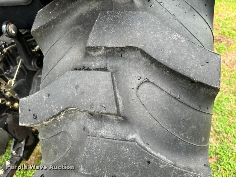 image for item EJ0324 2016 Mahindra 2565 MFWD tractor