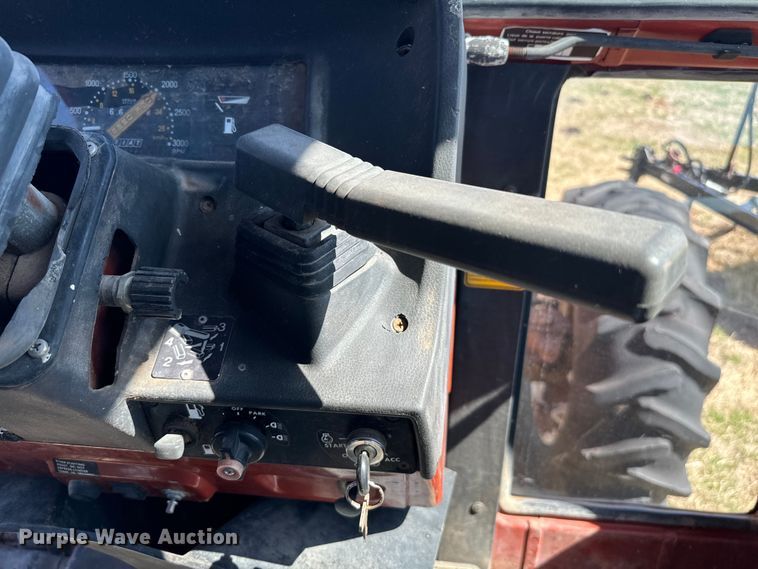 image for item EJ0333 Hesston  1180DT MFWD tractor