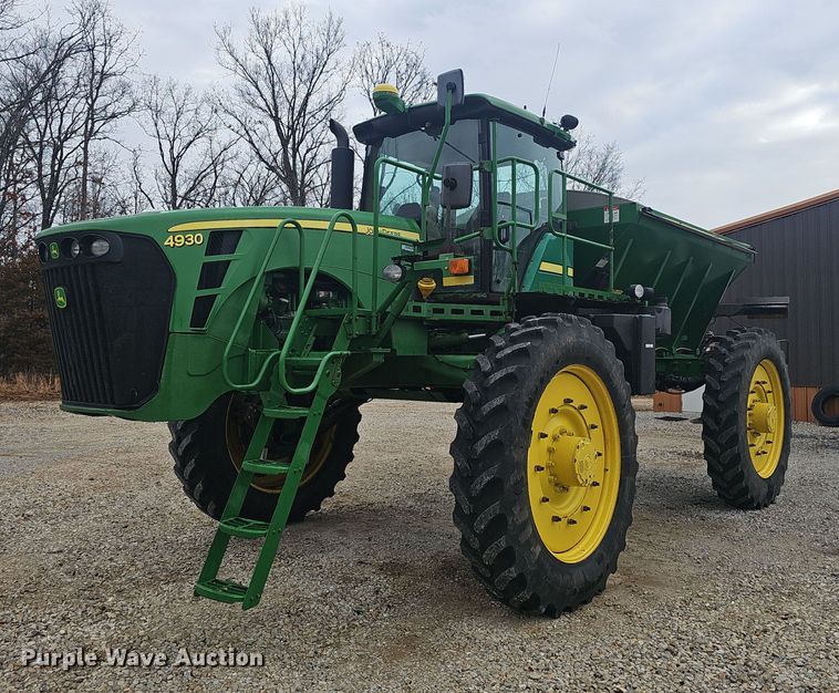 image for item EJ6052 2011 John Deere 4930 spreader