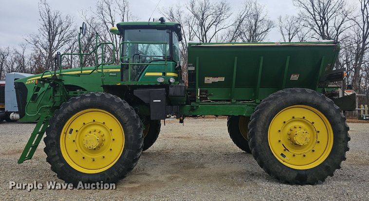 image for item EJ6052 2011 John Deere 4930 spreader