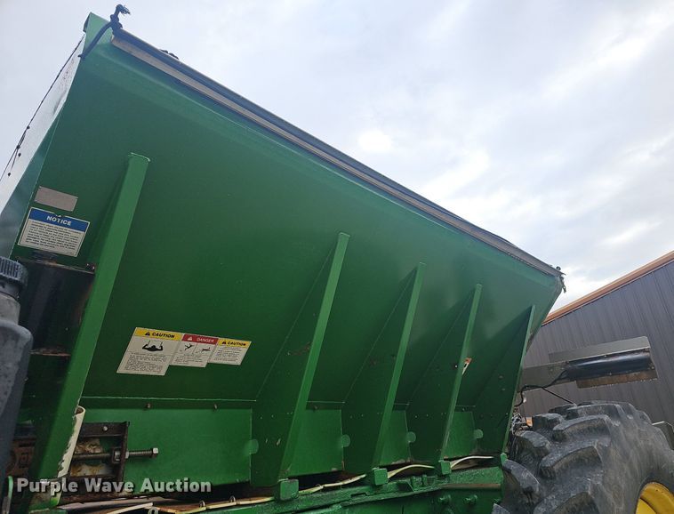 image for item EJ6052 2011 John Deere 4930 spreader