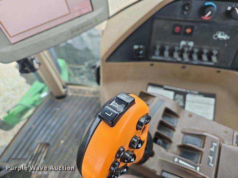 image for item EJ6052 2011 John Deere 4930 spreader