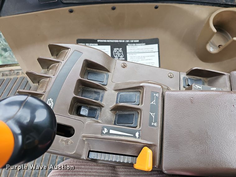 image for item EJ6052 2011 John Deere 4930 spreader