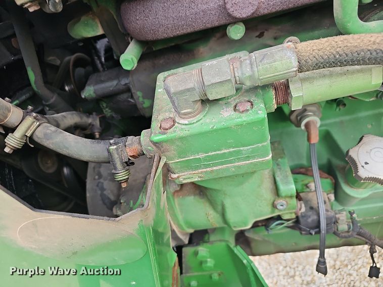 image for item EJ6052 2011 John Deere 4930 spreader