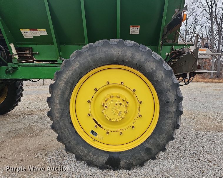 image for item EJ6052 2011 John Deere 4930 spreader