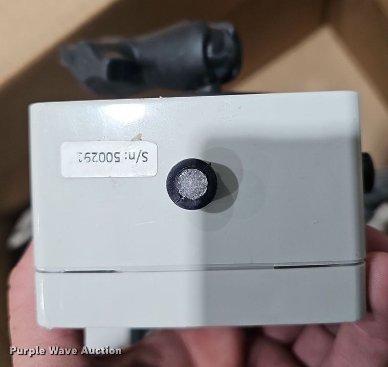 image for item EJ6059 Greentronics Auto Glide XR Sprayer boom height control system