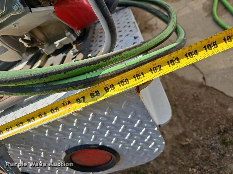 image for item EJ6063 1983 International 1754 flatbed truck