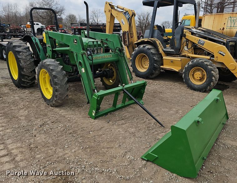 image for item EJ6067 1993 John Deere 5400 MFWD tractor