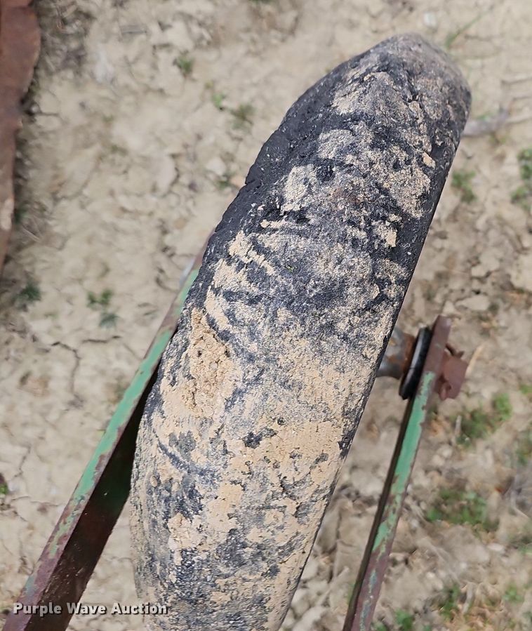 image for item EJ6067 1993 John Deere 5400 MFWD tractor