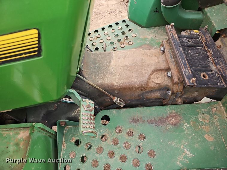 image for item EJ6067 1993 John Deere 5400 MFWD tractor