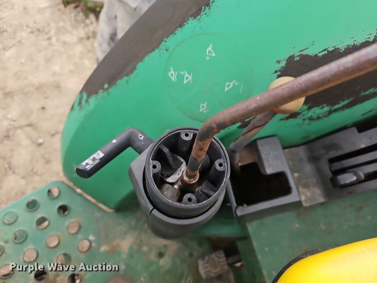 image for item EJ6067 1993 John Deere 5400 MFWD tractor