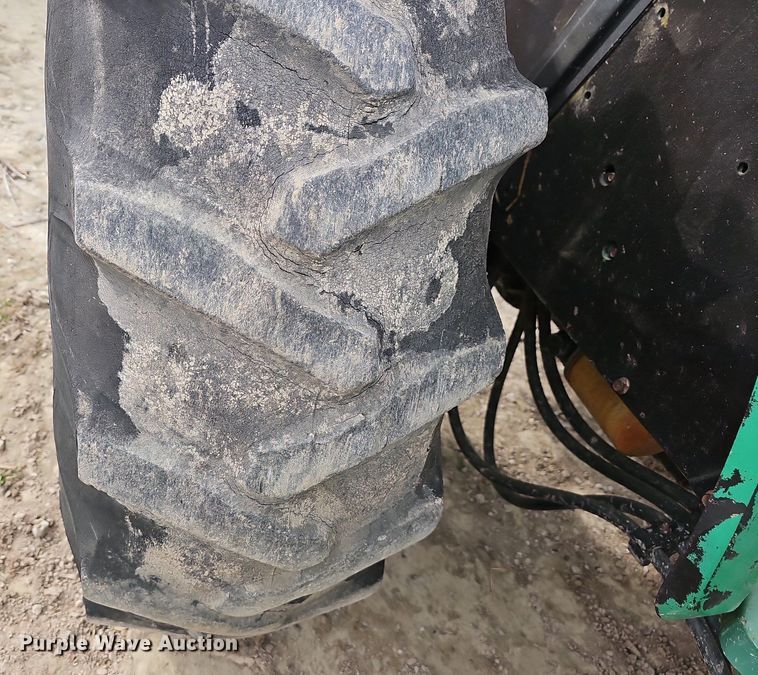 image for item EJ6067 1993 John Deere 5400 MFWD tractor