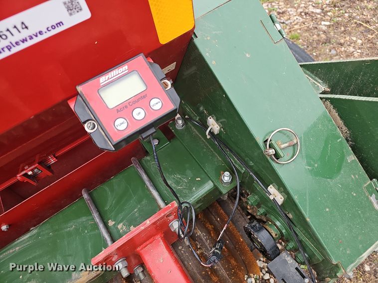 image for item EJ6114 Brillion SS-10 seeder