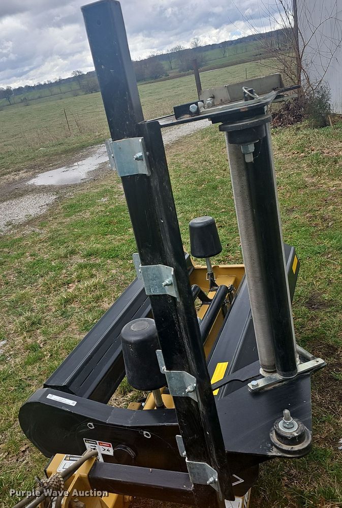 image for item EJ6115 Tube Line  TL1000R bale wrapper