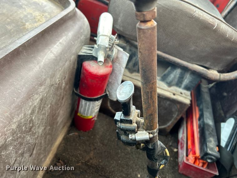 image for item EK4144 1980 Ford 9000 flatbed truck