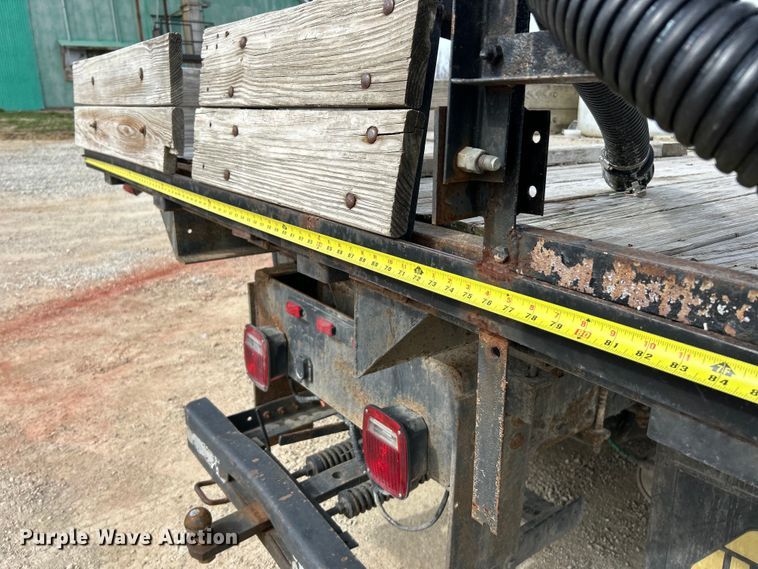 image for item EK4144 1980 Ford 9000 flatbed truck