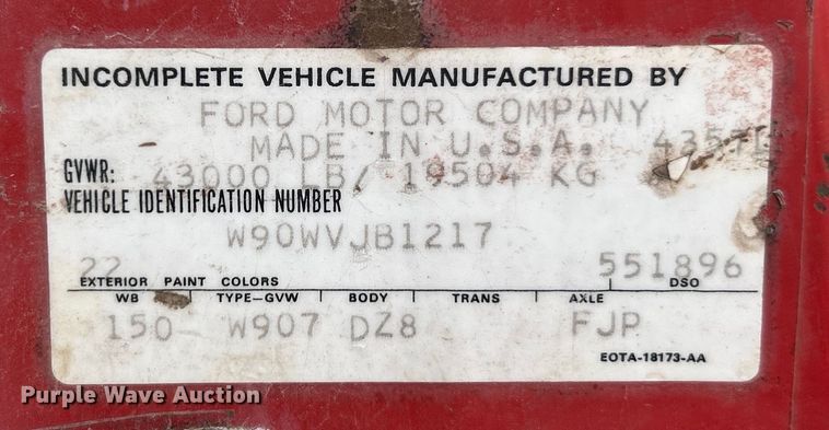 image for item EK4144 1980 Ford 9000 flatbed truck