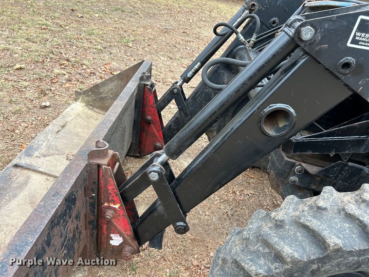 image for item EK4200 Long 2610 MFWD tractor