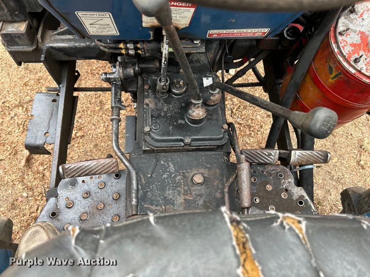 image for item EK4200 Long 2610 MFWD tractor