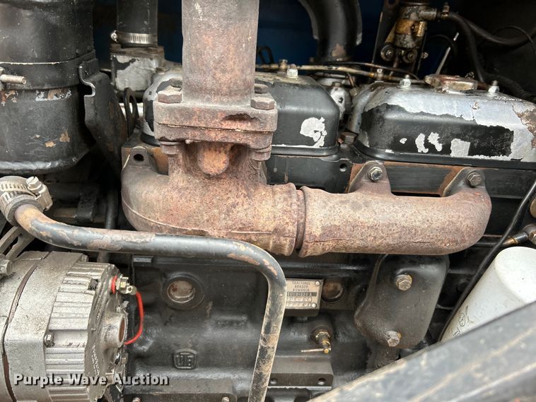 image for item EK4200 Long 2610 MFWD tractor