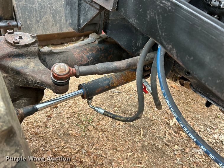 image for item EK4200 Long 2610 MFWD tractor