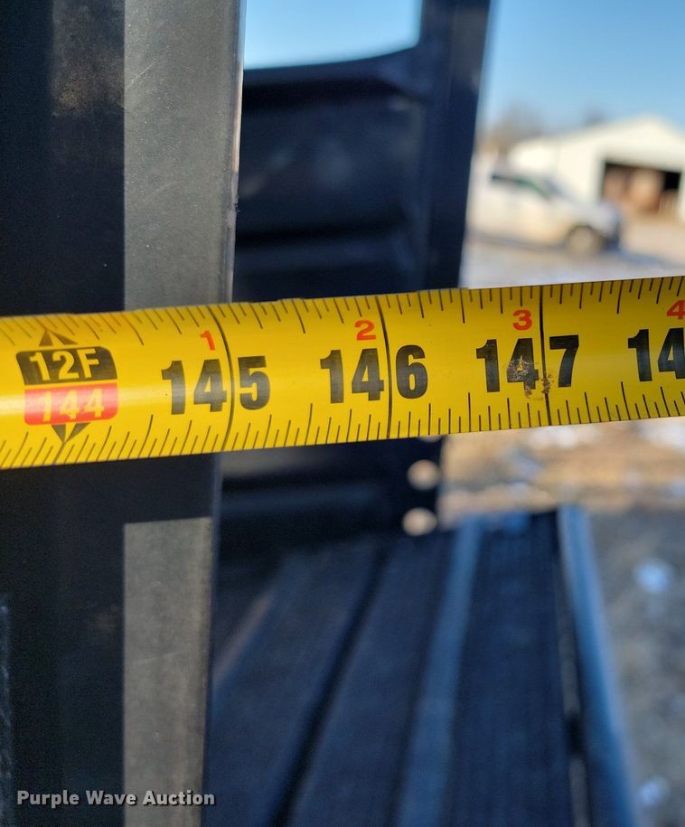 image for item LD9099 Priefert livestock loading chute