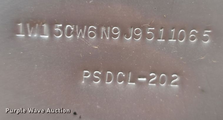 image for item LD9125 1988 Wilson PSDCL-202 livestock trailer