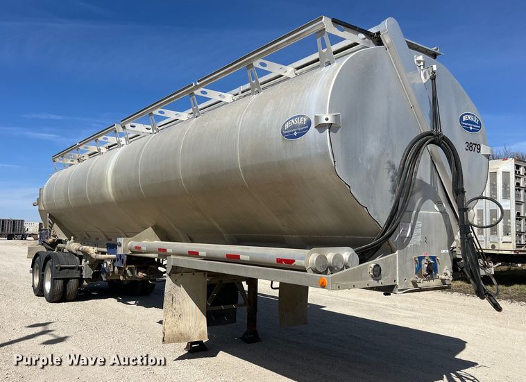 image for item LD9337 2012 Hensley  ATLW-36-32-8  pneumatic feed reclaimer trailer