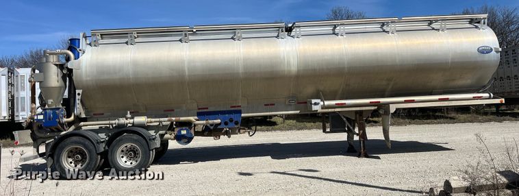 image for item LD9337 2012 Hensley  ATLW-36-32-8  pneumatic feed reclaimer trailer