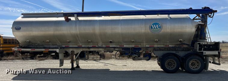 image for item LD9337 2012 Hensley  ATLW-36-32-8  pneumatic feed reclaimer trailer