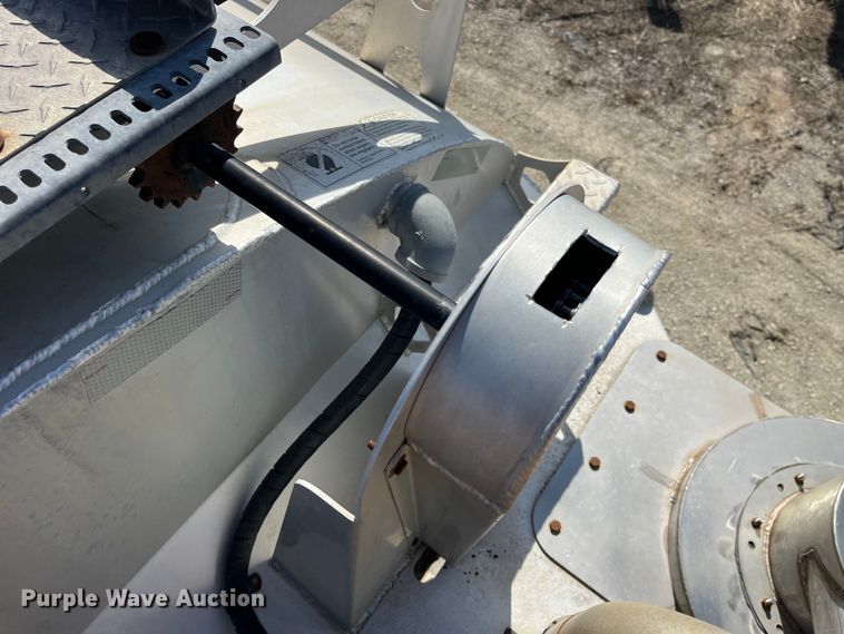 image for item LD9337 2012 Hensley  ATLW-36-32-8  pneumatic feed reclaimer trailer