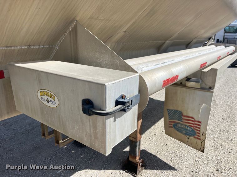 image for item LD9337 2012 Hensley  ATLW-36-32-8  pneumatic feed reclaimer trailer