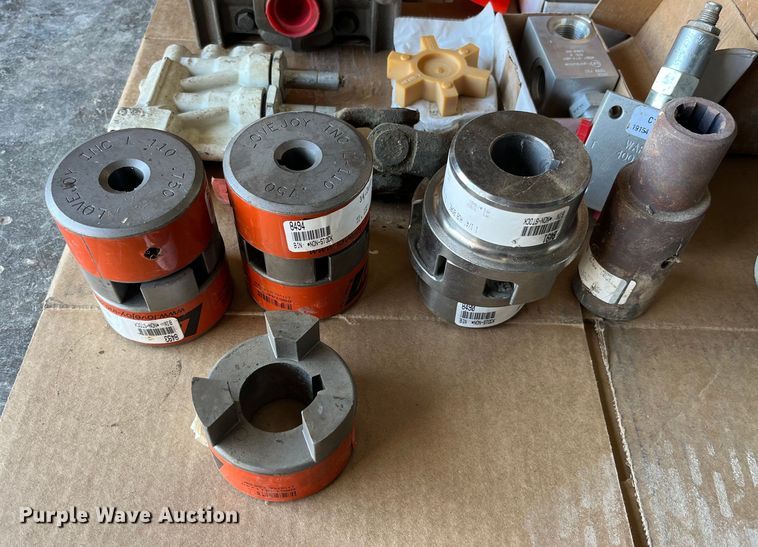 image for item LD9337 2012 Hensley  ATLW-36-32-8  pneumatic feed reclaimer trailer