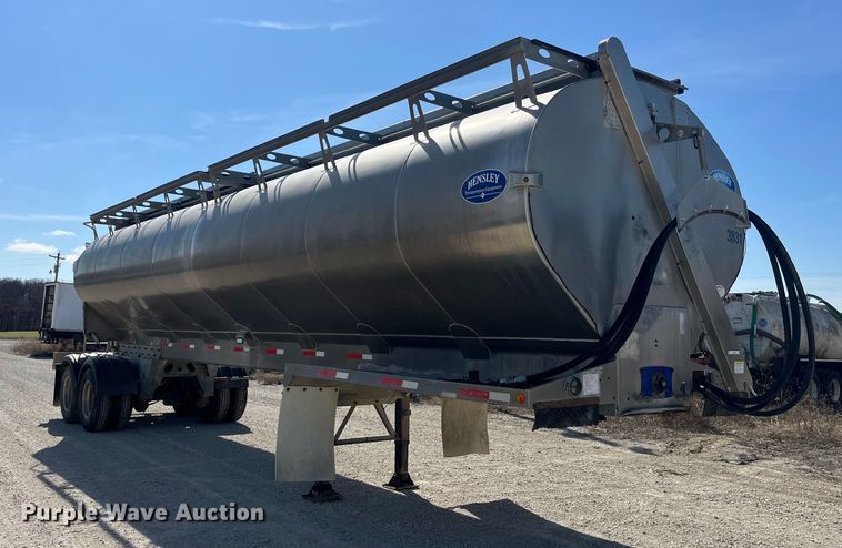 image for item LD9338 2012 Hensley ATLW-3-12 feed delivery trailer