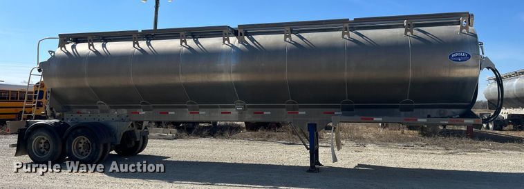 image for item LD9338 2012 Hensley ATLW-3-12 feed delivery trailer