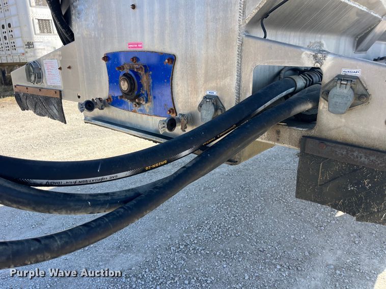 image for item LD9338 2012 Hensley ATLW-3-12 feed delivery trailer