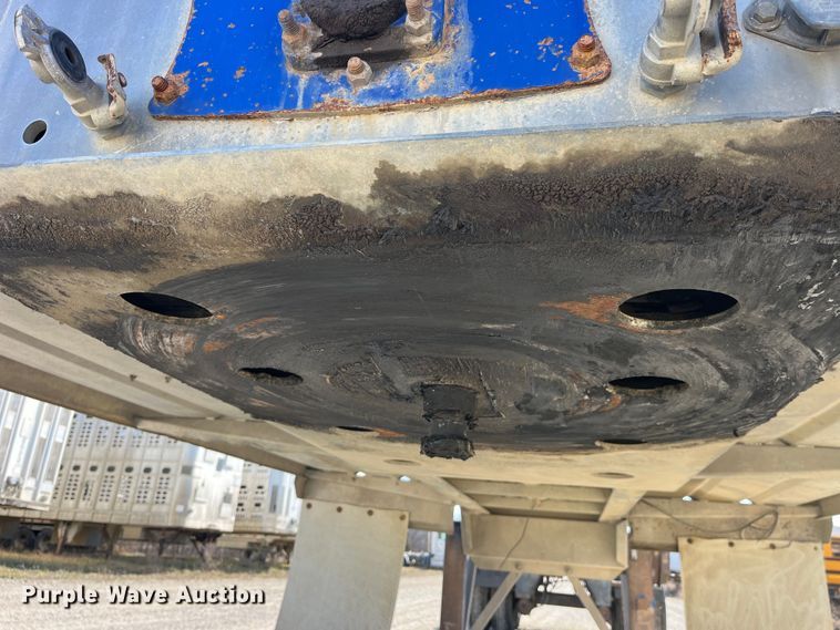 image for item LD9338 2012 Hensley ATLW-3-12 feed delivery trailer