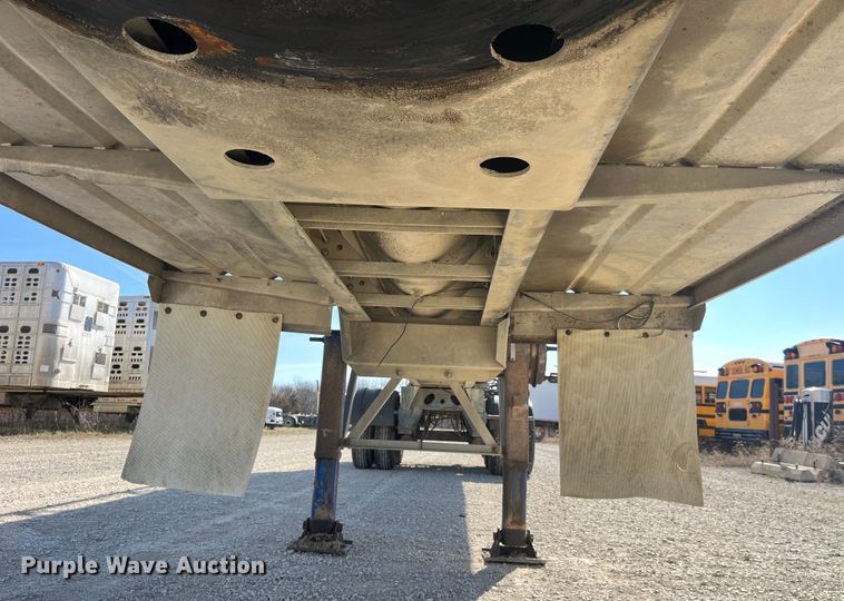 image for item LD9338 2012 Hensley ATLW-3-12 feed delivery trailer