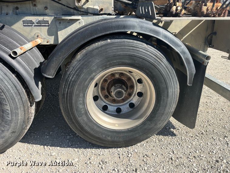 image for item LD9338 2012 Hensley ATLW-3-12 feed delivery trailer