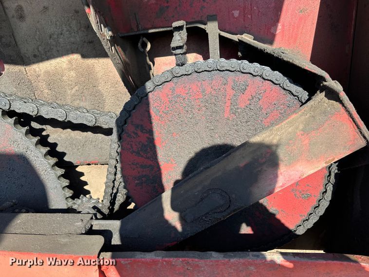 image for item LO9497 GEHL  1330 HD Scavanger manure spreader