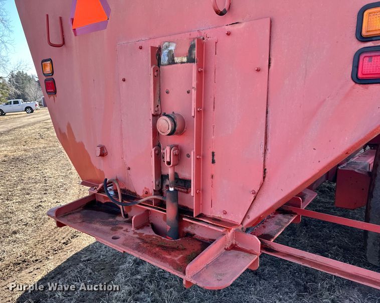 image for item LO9497 GEHL  1330 HD Scavanger manure spreader