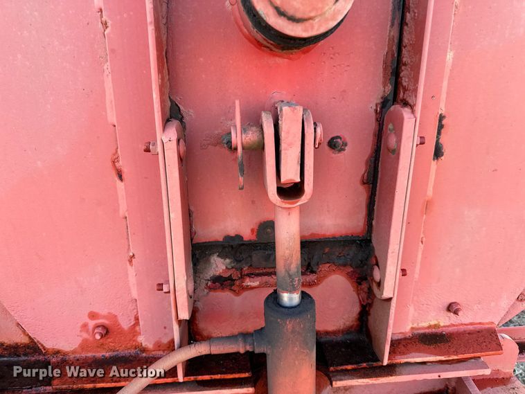 image for item LO9497 GEHL  1330 HD Scavanger manure spreader